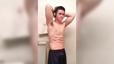Sexy Muscle Boy Solo Show Off His Body Gay Porn!