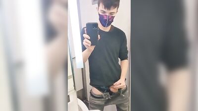 Twink Public Masturbation: The Next Level!