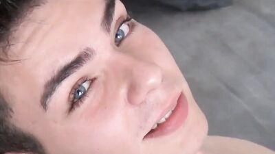 Morning Delights: Alistairs Gay Porn Adventure