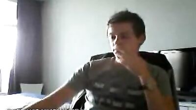 Cumming at Work - Hot Cute Boys Porn Masturbate in the Office!