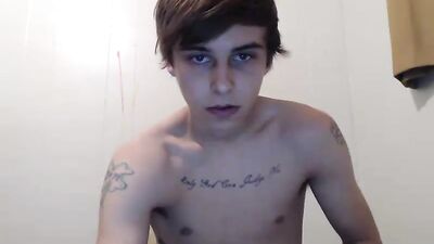 Gay College Tattoo Boy Webcam: Exploring Raw Sexuality!