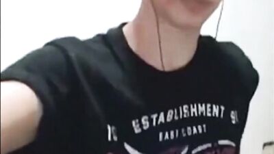 Gay Porn Paradise - Smooth and Adorable Blonde Web-Cam Adventures!