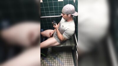 Hot & Horny Twink Boys in Action: Cum Shots Galore!