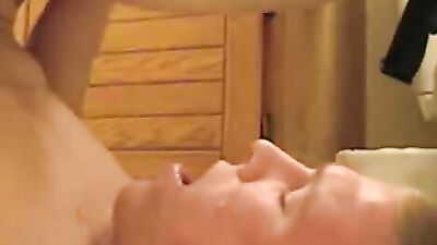 Twin Cum Facial Amateurs: Young and Blonde Boys Porn
