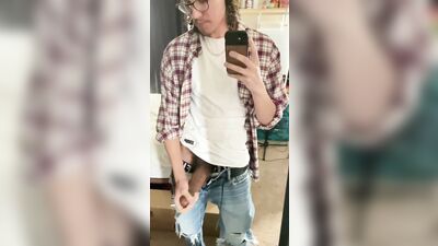 Big Cock Envy: Curious Boy Explores Gay Porn World