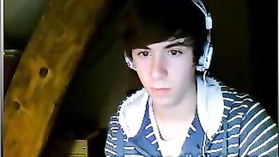 Headphone Boys - Jerks & Cums Cam Solo Porn: Gay Sexual Heat!