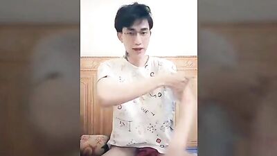 Asian Heat - Vietnamese Jun Hoang Cam Show