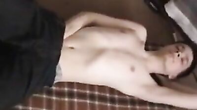 Dude with big hairy uncut cock beats off and shoots his load