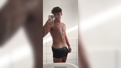 Gay Porn Fiddy Rhet Tik Tok: Amateur Straight Boys Turn Up The Heat!