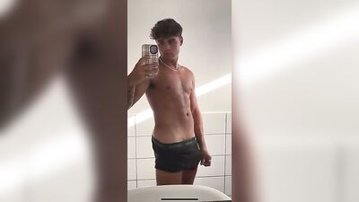 Gay Porn Fiddy Rhet Tik Tok: Amateur Straight Boys Turn Up The Heat!