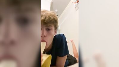 Teen Twink Deepthroats Banana Boy Porn: The Ultimate Gay Experience