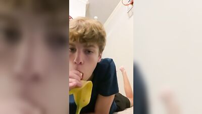 Teen Twink Deepthroats Banana Boy Porn: The Ultimate Gay Experience