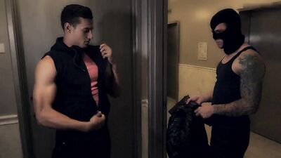 Gay Porn Threesome - Cum-Swapping Buddies After A Day Out