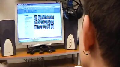 Gay Porn Bareback Internet Hookup - Action Bareback Cum Shots