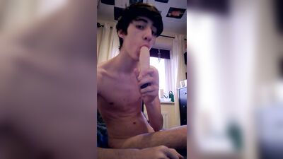 Gay Twink Gets Drilled by Big Dildo - Amateur Big Cocks