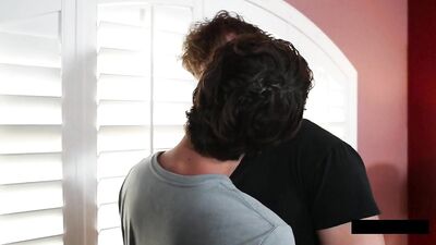 Gay Porn Bareback Loves - Cute Boy Fucked In The Tube!