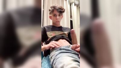 Sweet Gay Teen Porn Homemade: Exploring the World of Young and Hunky Men!