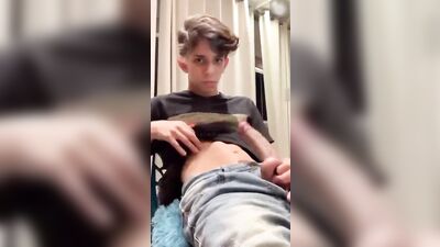 Sweet Gay Teen Porn Homemade: Exploring the World of Young and Hunky Men!