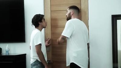 Bearded Bareback Lovers: Hot Muscle Boys Cum Shots Oral Sucking Licking Fucking Cocks