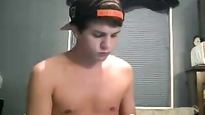 Twink Porn Show: Boys Delight!