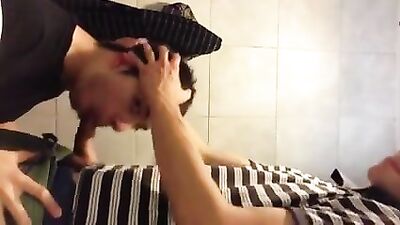 School Cum Eating - The Ultimate Classroom Experience!