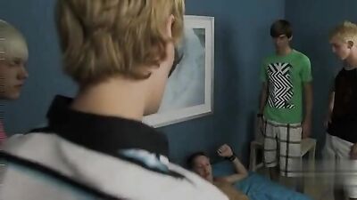 Young Lads Raunchy Bedroom Antics! 5 Horny Twinks in Action Cum Shots Oral Porn
