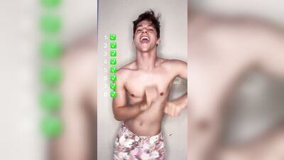 Gay Fascination: Lucass Tube Explosion!