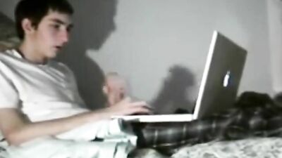 Gay Twink Cumshots - Cruising the Web for Hot Porn