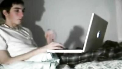 Gay Twink Cumshots - Cruising the Web for Hot Porn