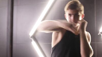 Muscle Showdown - Worlds Strongest Teens Flexing Battle!