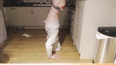 Flexing Fun: Straight Muscle Boys in Action!