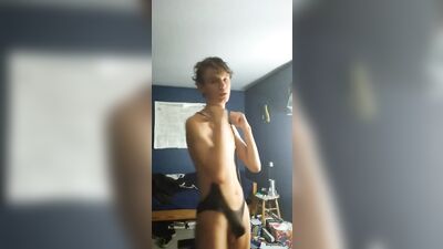 Slim teenboys sexy singlet solo show ignites your fantasies!