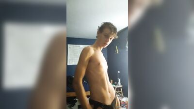 Slim teenboys sexy singlet solo show ignites your fantasies!