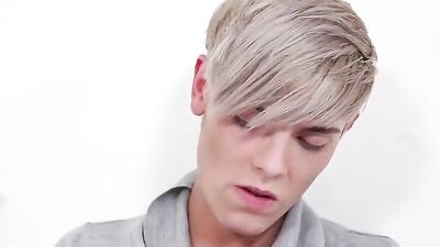 Gay Porn Tube Passion - The cloakroom of Love