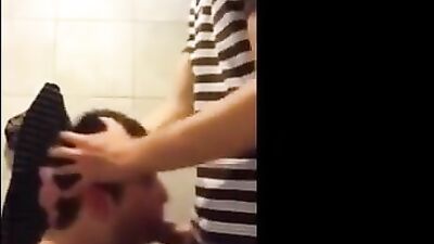 Dnzs Roomie Sucks and Swallows: The Amateur Oral Adventure!