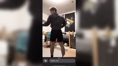 Gay Dude Shows off his Little Dirt Box: An Explosive Gay Porn Experience!