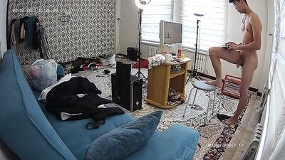 Huge Hogged Hottie Returns! SPY CAM Action Amature Asian Big Cocks Handjob Muscle Boys Solo Straight Boys Voyeur!