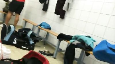 Spy-Cam Exposé - Beefy Muscle Men in the Locker Room