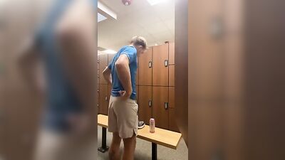 Hung Blond Jock Poses In Locker Room Web-Cam Porn: Locker Room Lust and Muscle Boys!