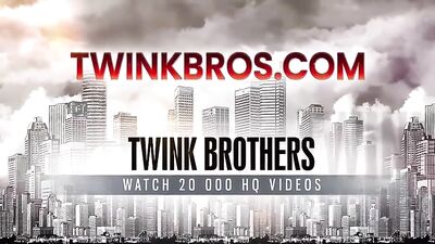 Hot Gay Threesome Porn Show - Action Ass Play Bareback Group Sex Handjob Oral!