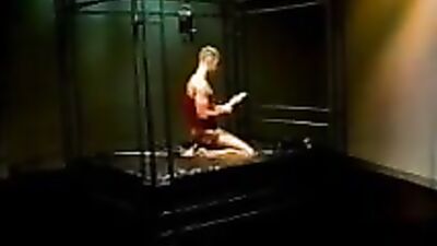 Heart-pounding action and passionate performances in Heads or tails XXX!