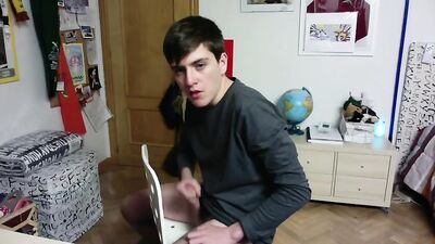 Twink Web-Cam Solo: Kinda Hot Revisited!