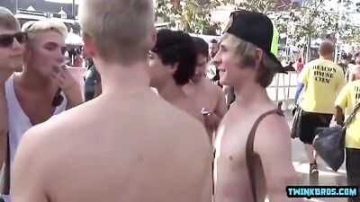 Blondes Bareback Sex Show: Gay Porn Action Oral Twinks Couple