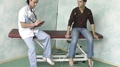 Doctors Oral Exam: Letting Sexy Fuck You Bareback