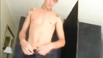 Gloryhole Str8 Aussie Suck and Fuck - Gay Porn Videos with Big Cocks and Cum Shots!