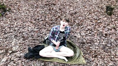 Forest F*ckfest: Amateur Twink Cum in the Woods