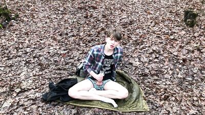 Forest F*ckfest: Amateur Twink Cum in the Woods