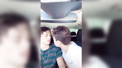 Gay Web-Cam Fun: Cute Amateurs on TikToc Tube!