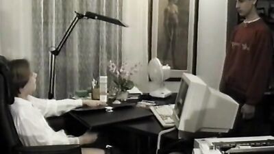 Blond Young Boss - Oral Cum Shot Handjob