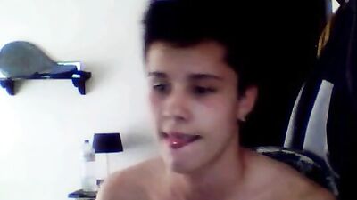 Gay Teen Web-Cam Porn with Carlos, the Hung 18yo!